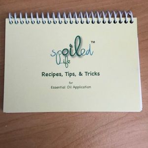 Recipes, Tips, Tricks Essential Oils Booklet